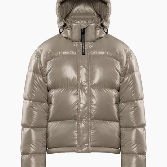 Aritzia Super Puff High Gloss 2XS - Picture 2 of 16